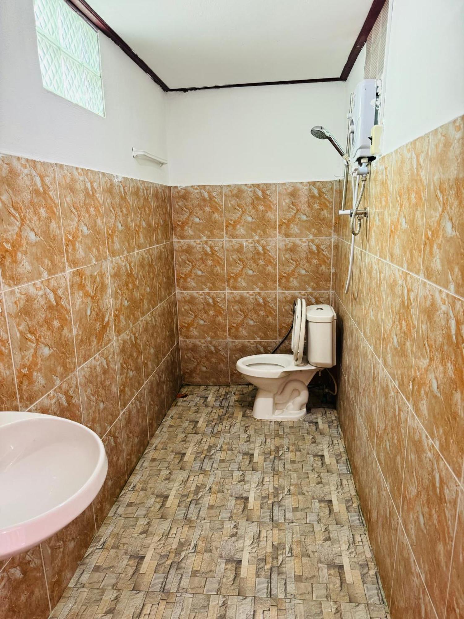 Vang Vieng Green Hotel מראה חיצוני תמונה