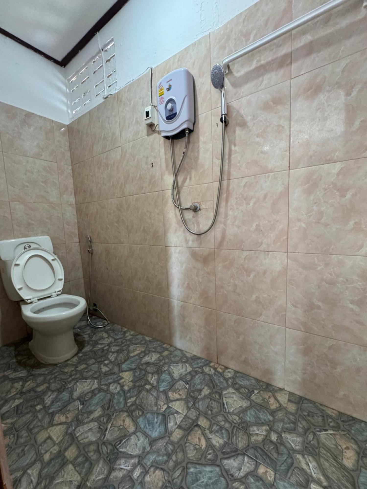 Vang Vieng Green Hotel מראה חיצוני תמונה