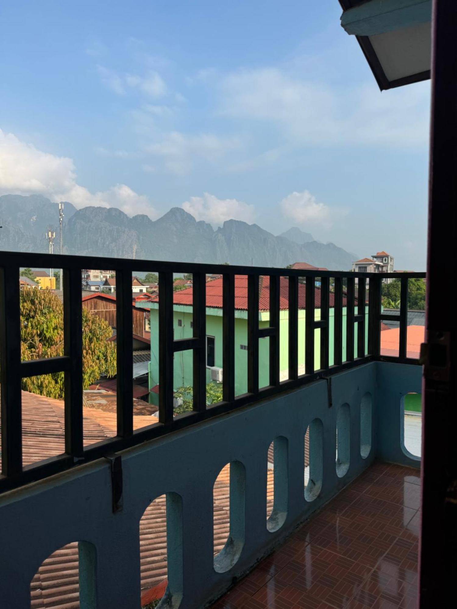 Vang Vieng Green Hotel מראה חיצוני תמונה