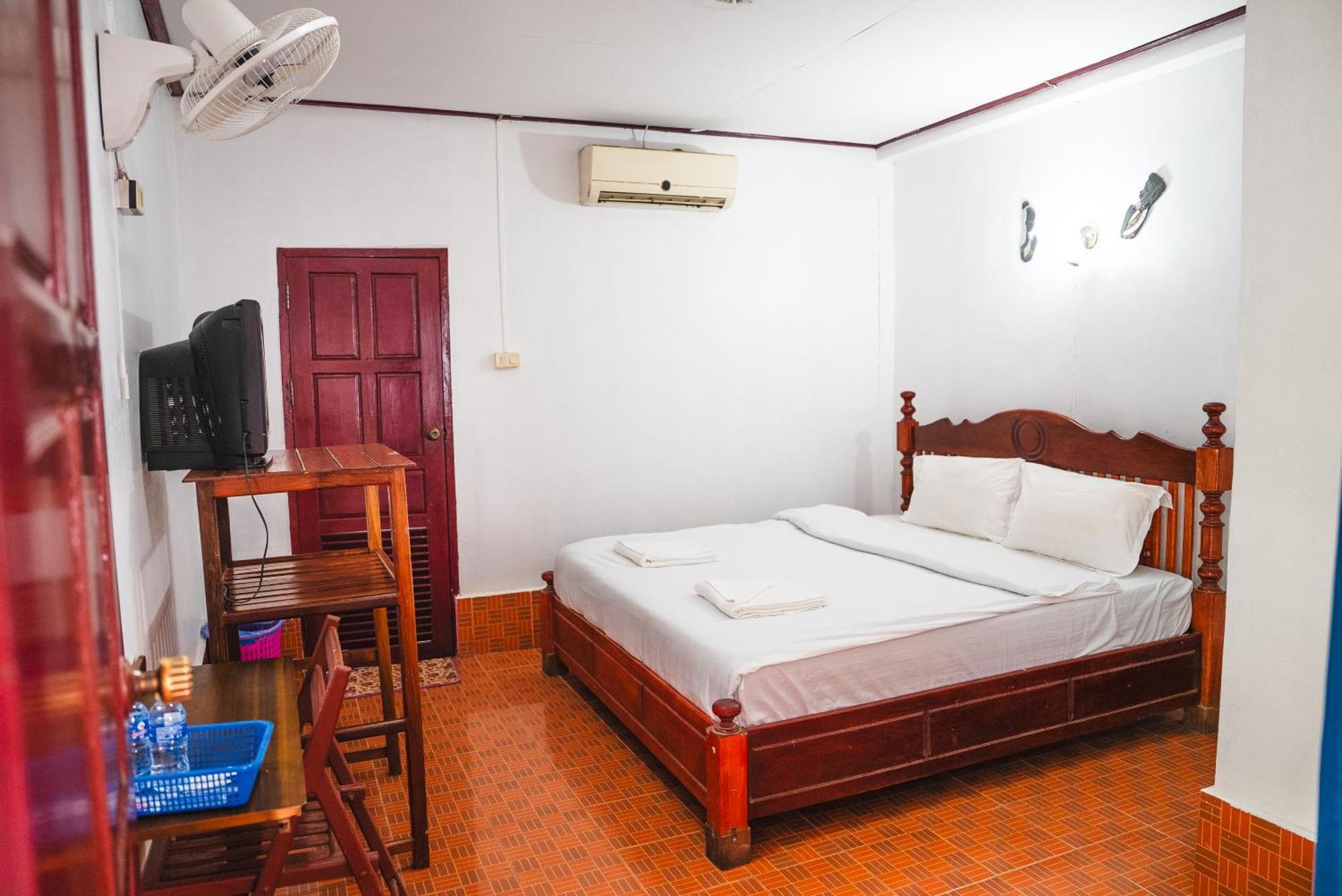 Vang Vieng Green Hotel מראה חיצוני תמונה
